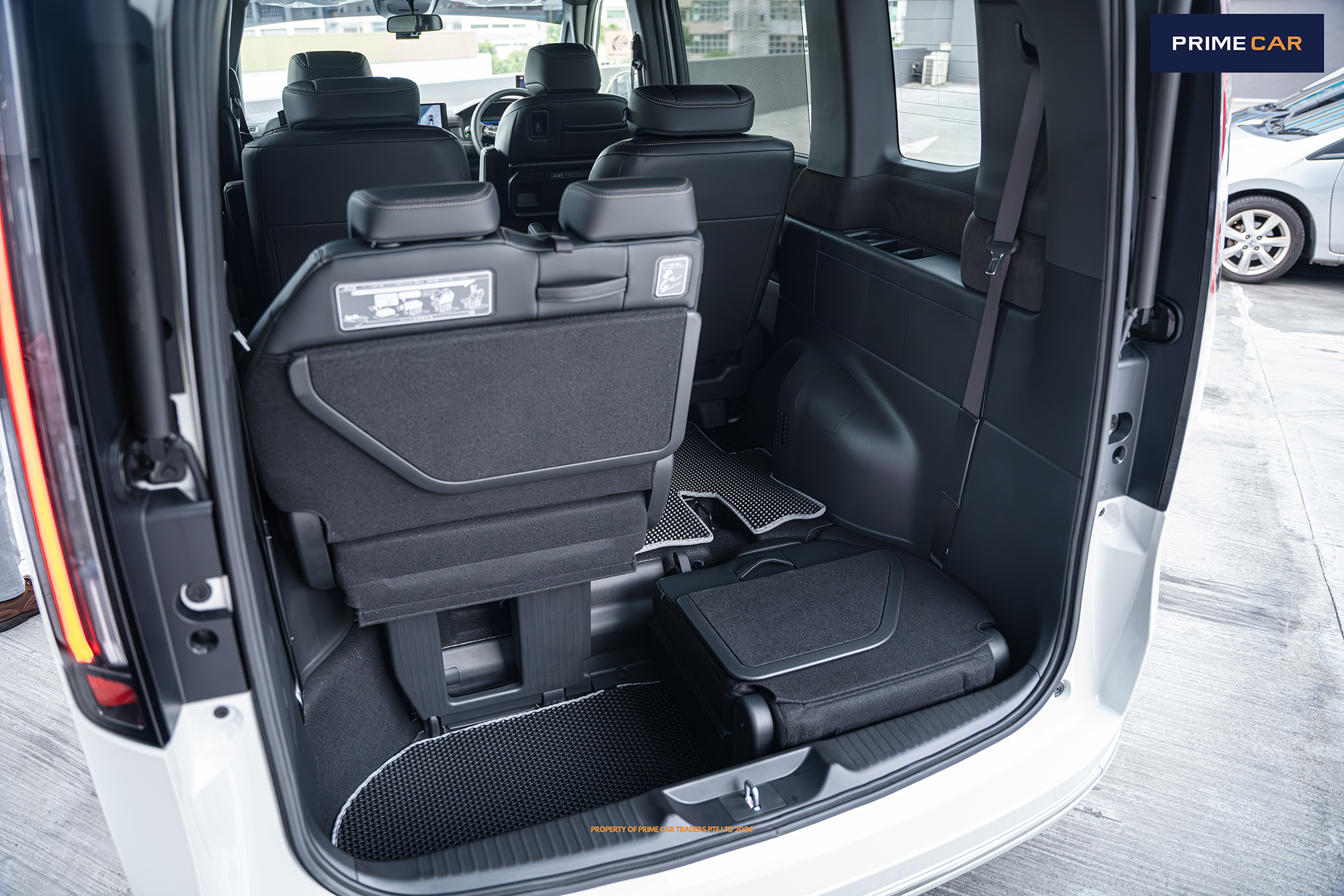 Honda Stepwagon Spada Premium Line e:HEV 7-Seater - Prime Car Traders